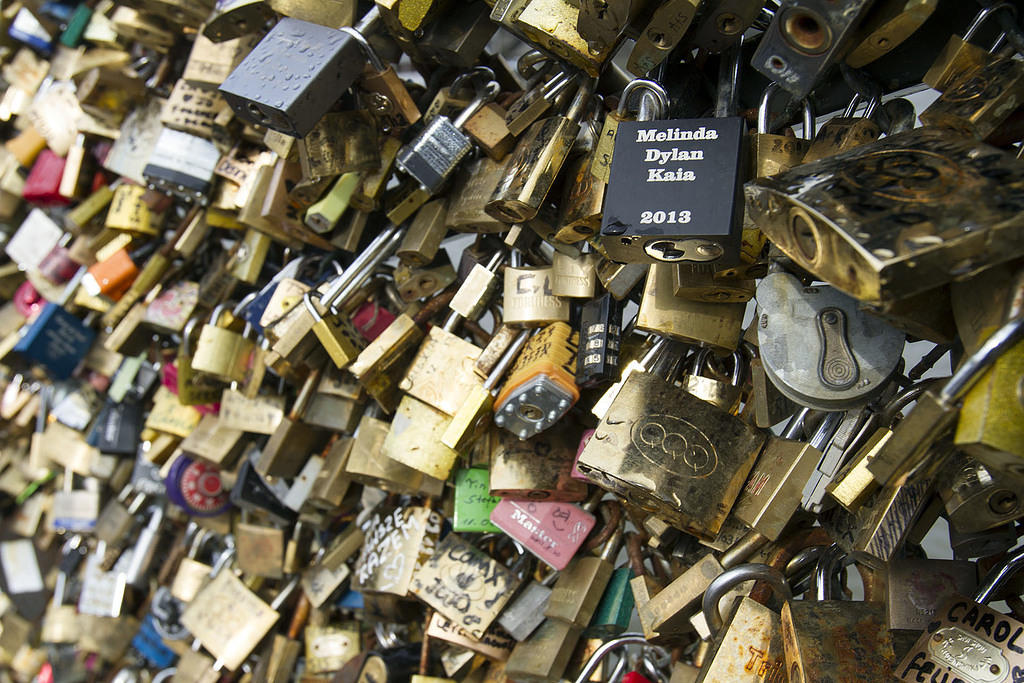 Love locks