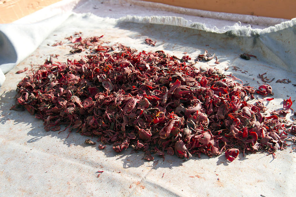 Mace from nutmeg shells in Grenada