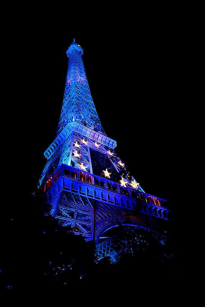 Eiffel Tower, dressed up like the EU flag for Halloween