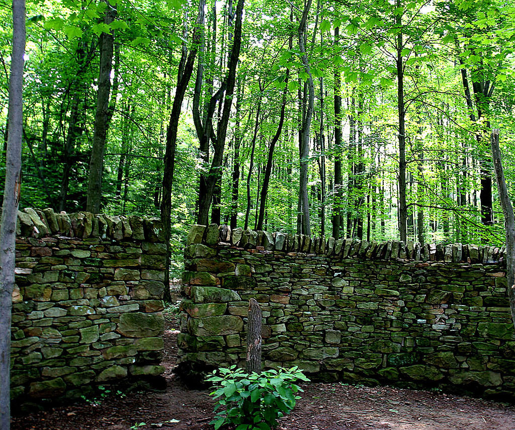 Andy Goldsworthy sculpture