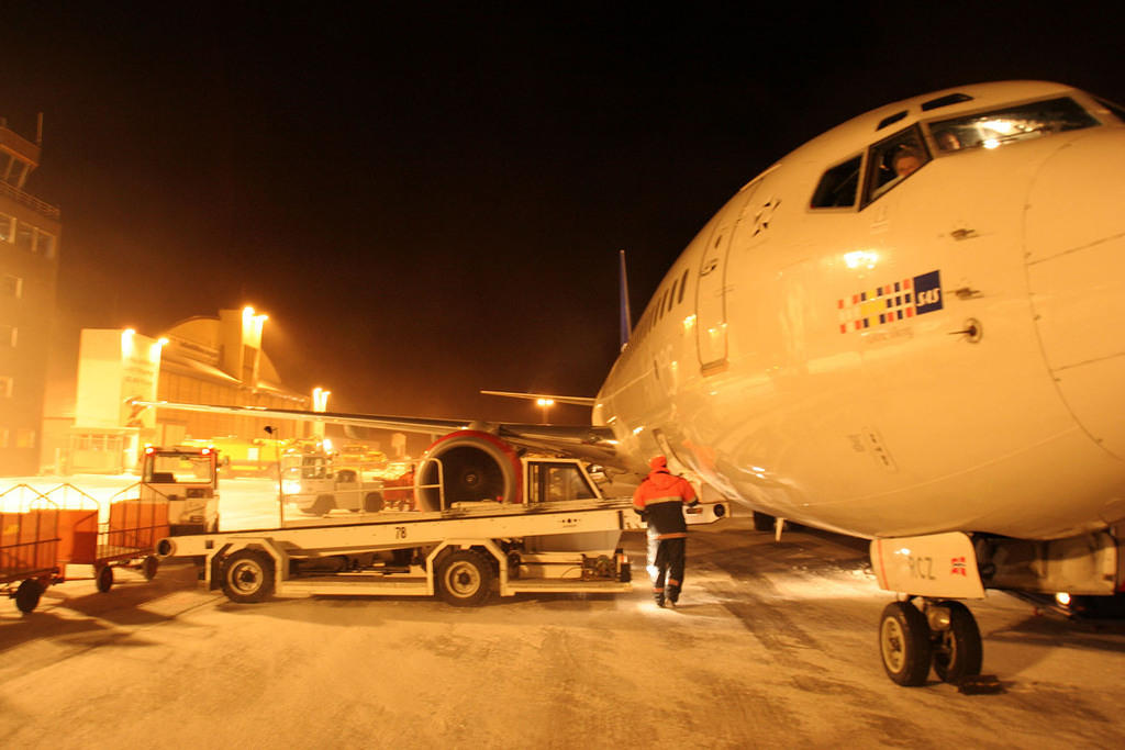 Landing in Svalbard, 2pm.