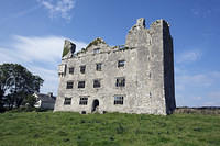 Leamaneh Castle